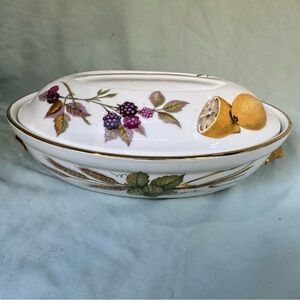 Royal Worcester Evesham Casserole Dish